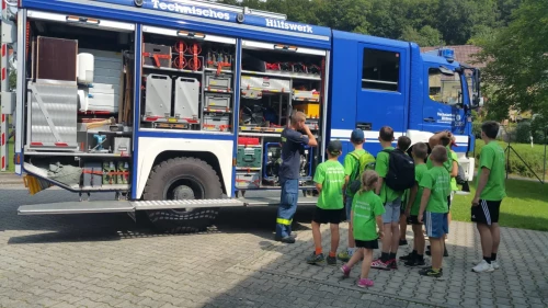 2bb3fbf9-7449-434e-b075-ce32416df87f