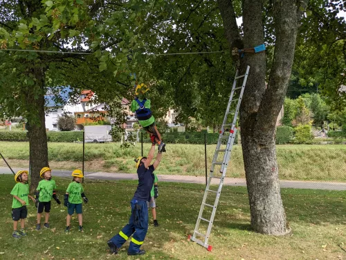 PXL 20220830 121704122.MP  (1)